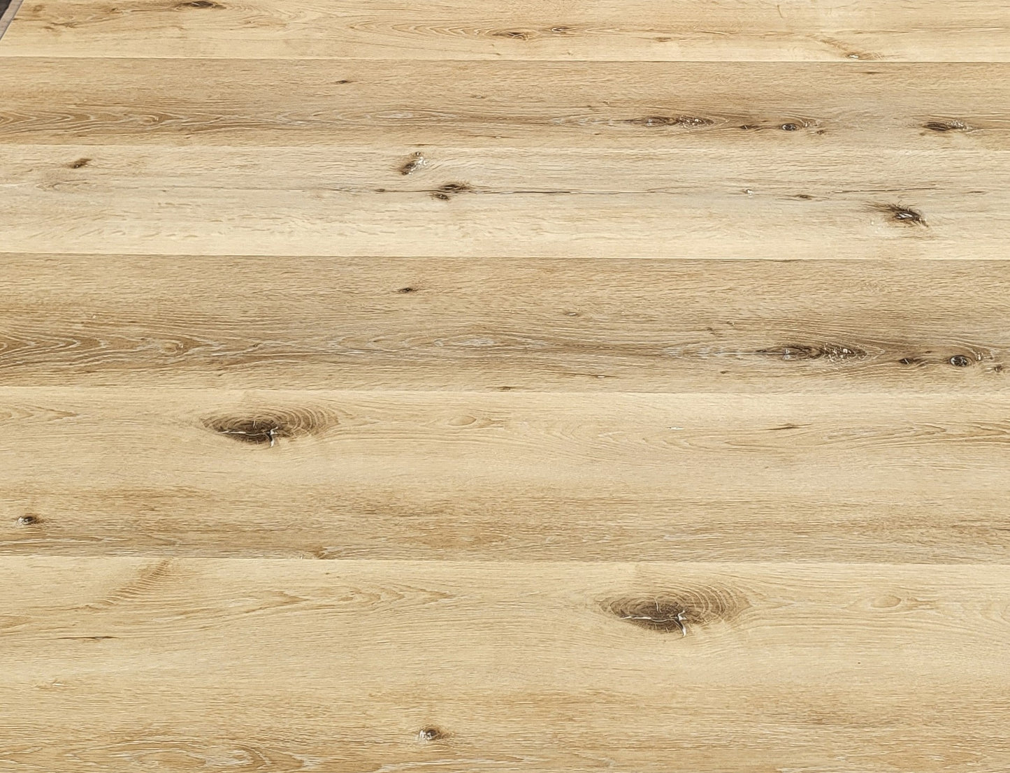 RC-652 Oak Royale