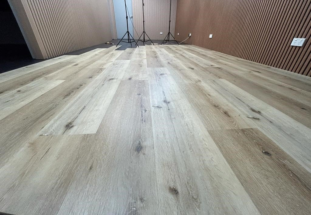 RC-652 Oak Royale