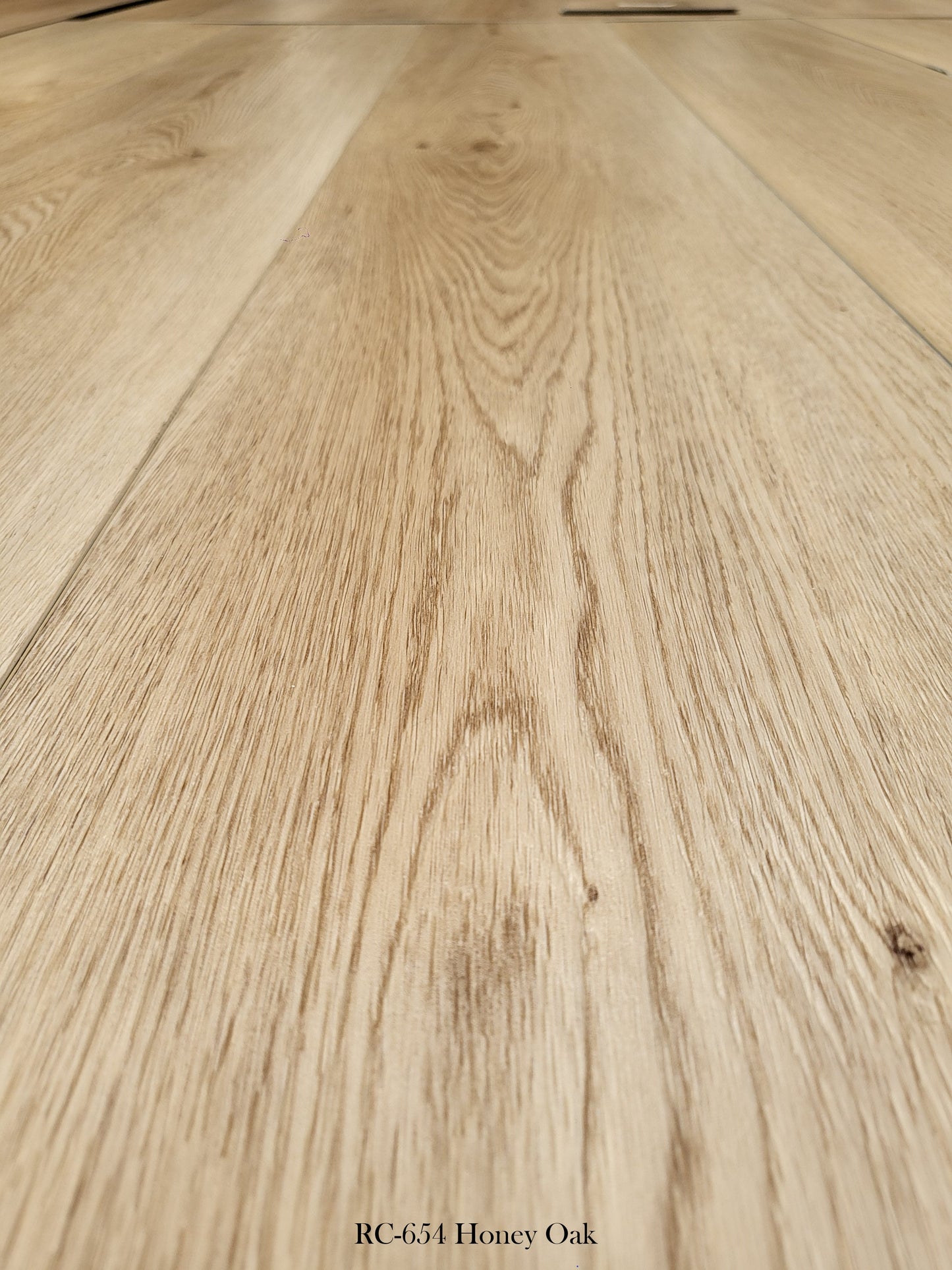 RC-654 Honey Oak