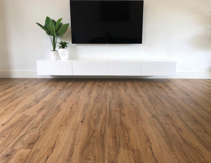 Black Distressed Oak SFC-110 (last 164sqm)